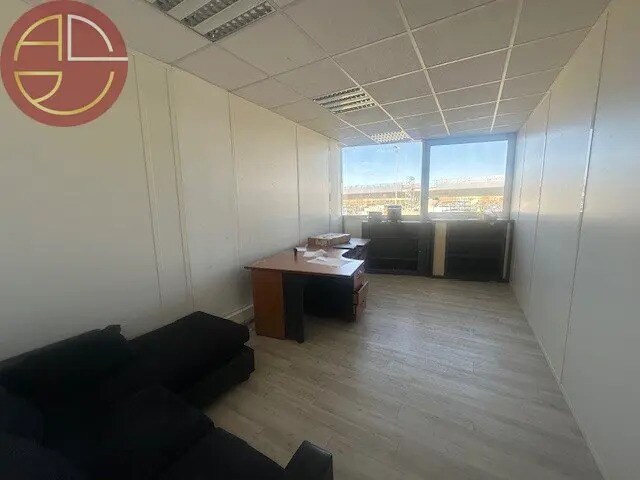 Office in Toulouse for sale - Building Photo - Image 3 of 7