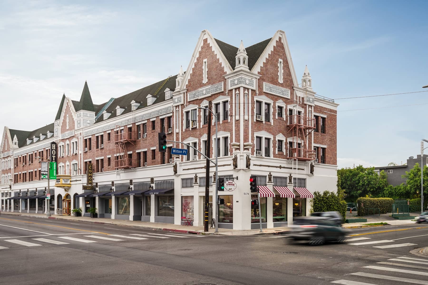 5150-5174 Melrose Ave, Los Angeles, CA for lease Building Photo- Image 1 of 13