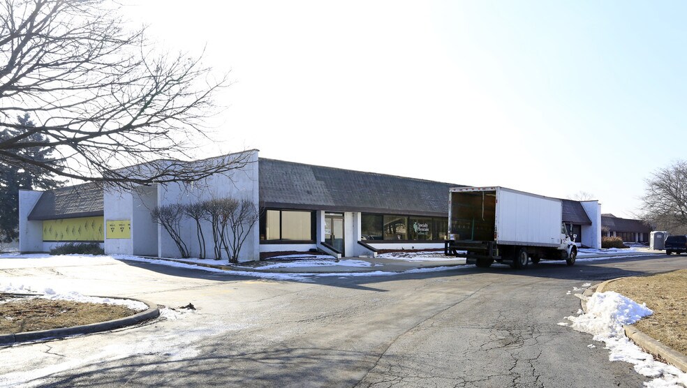 3601-3699 W 183rd St, Hazel Crest, IL for sale - Primary Photo - Image 1 of 1