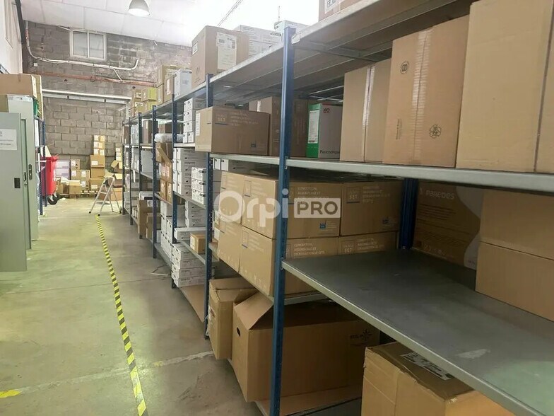 Retail in La Seyne-sur-Mer for lease - Building Photo - Image 3 of 7