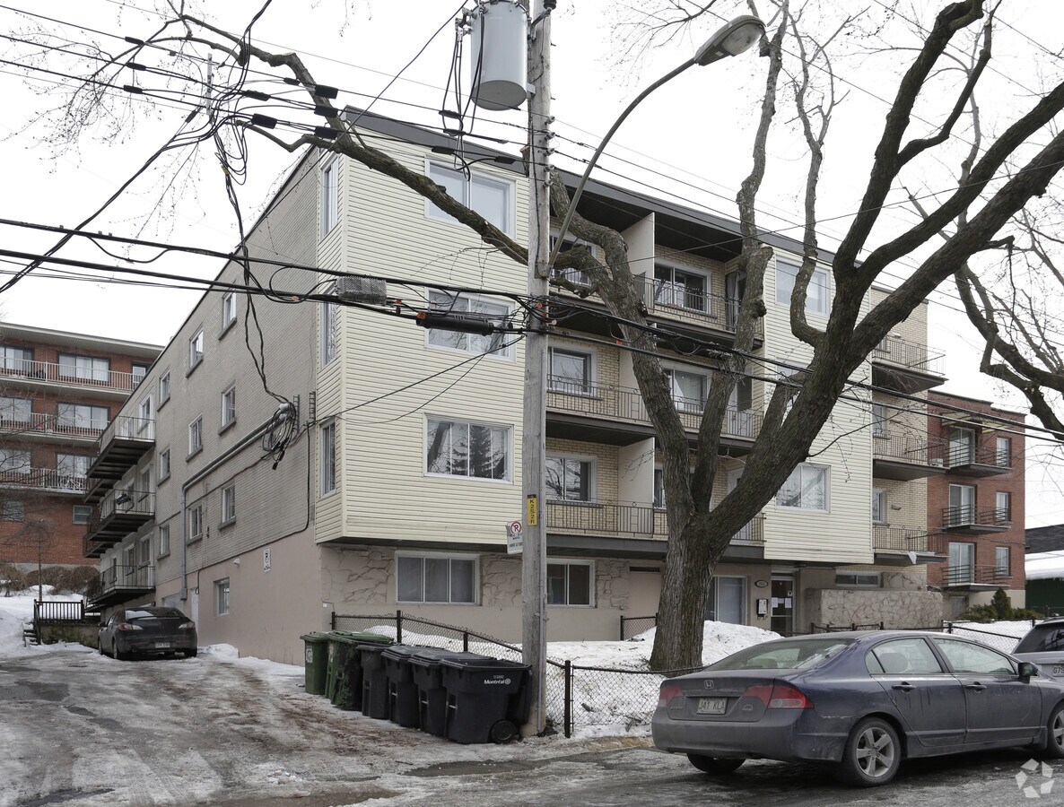 2850 Av Barclay, Montréal, QC H3S 1J6