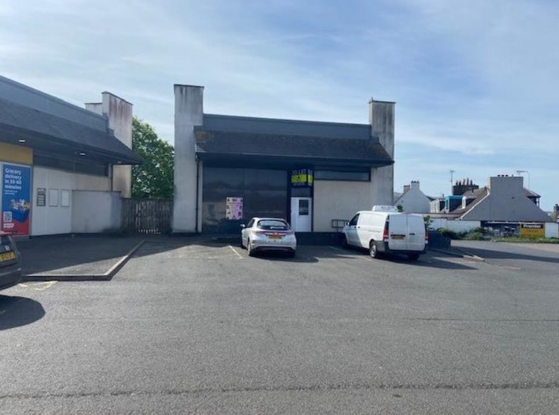 81 Glendoune St, Girvan for lease - Building Photo - Image 1 of 1