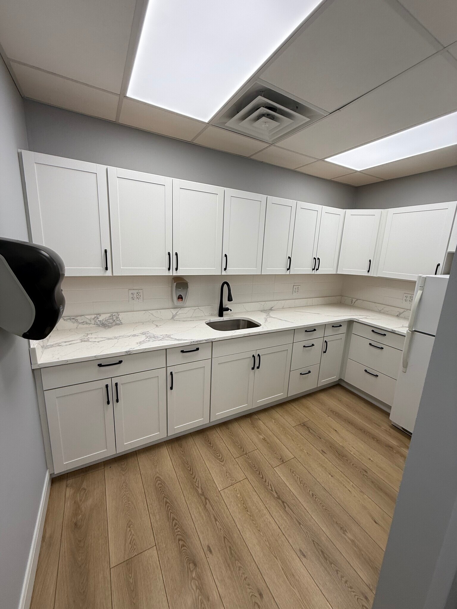 36-40 N Van Brunt St, Englewood, NJ for lease Interior Photo- Image 1 of 11