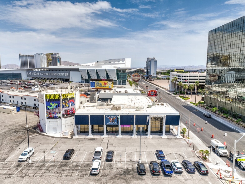 200 Convention Center Dr, Las Vegas, NV for lease - Building Photo - Image 1 of 8