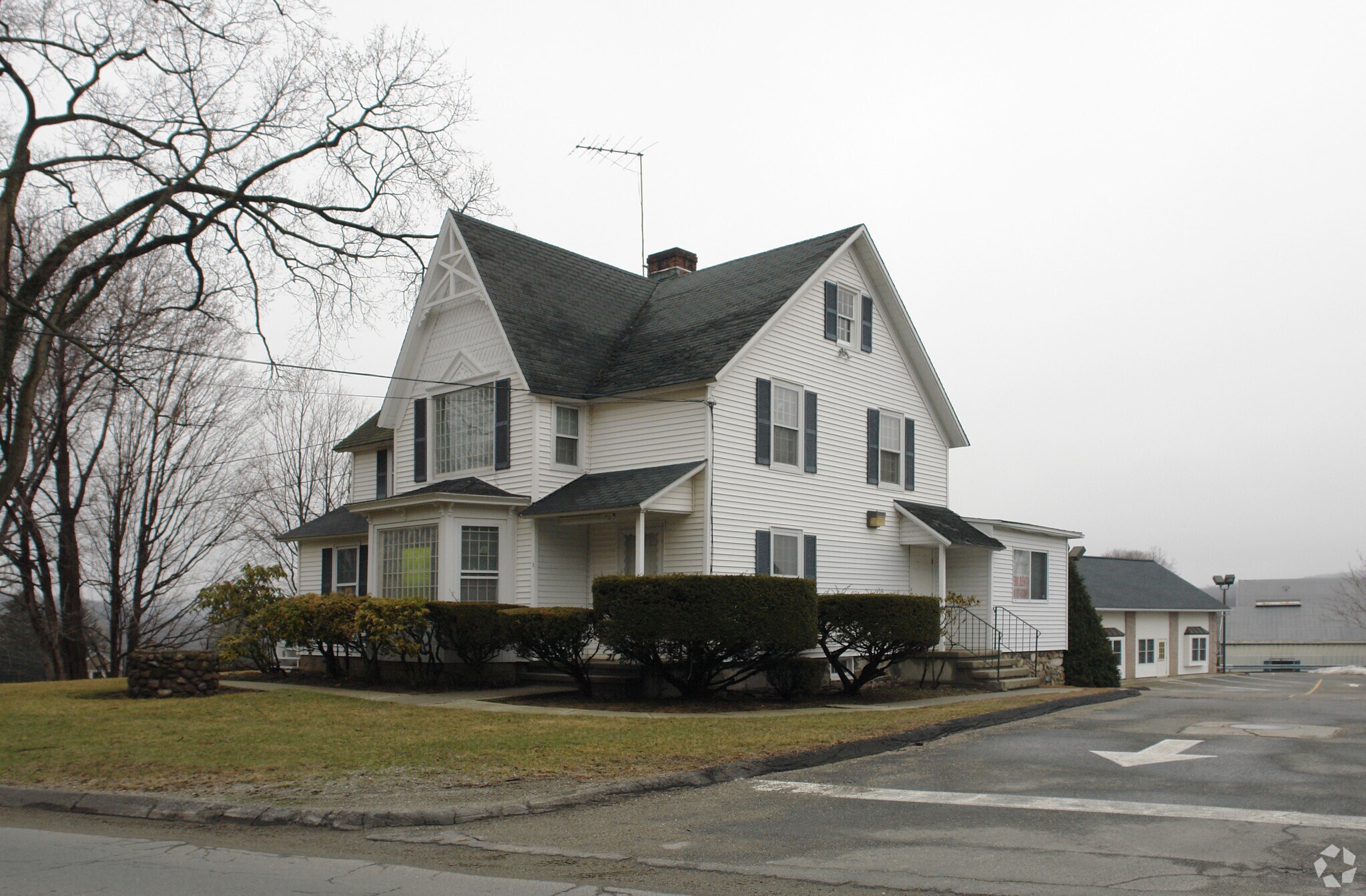 1 Saw Mill Rd, New Fairfield, CT for lease Primary Photo- Image 1 of 4