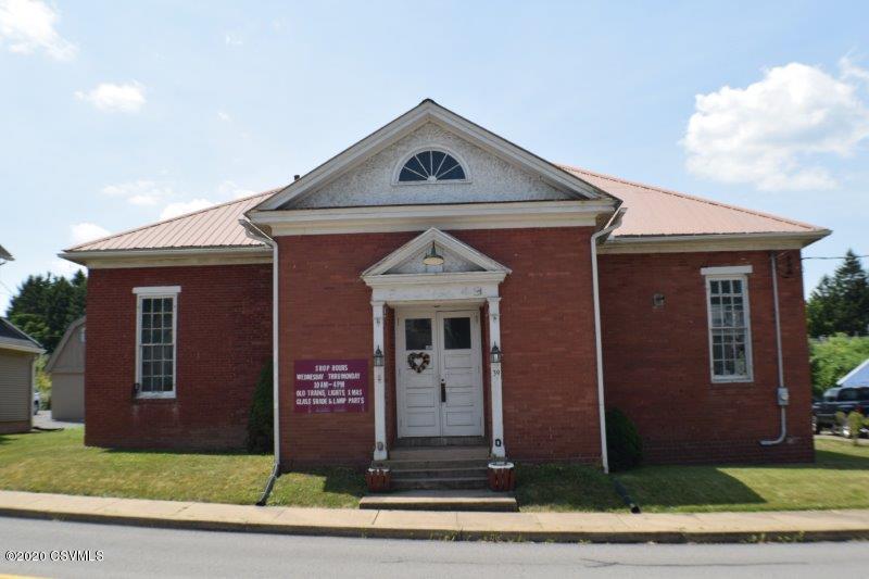 39 S 3rd St, West Milton, PA 17886