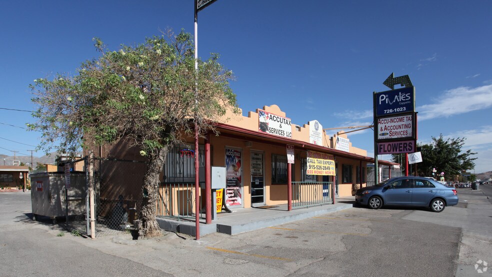 3996 Doniphan Dr, El Paso, TX 79922