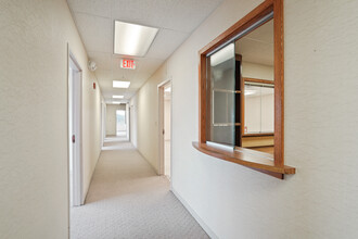 5965 E Broad St, Columbus, OH for lease Interior Photo- Image 1 of 14