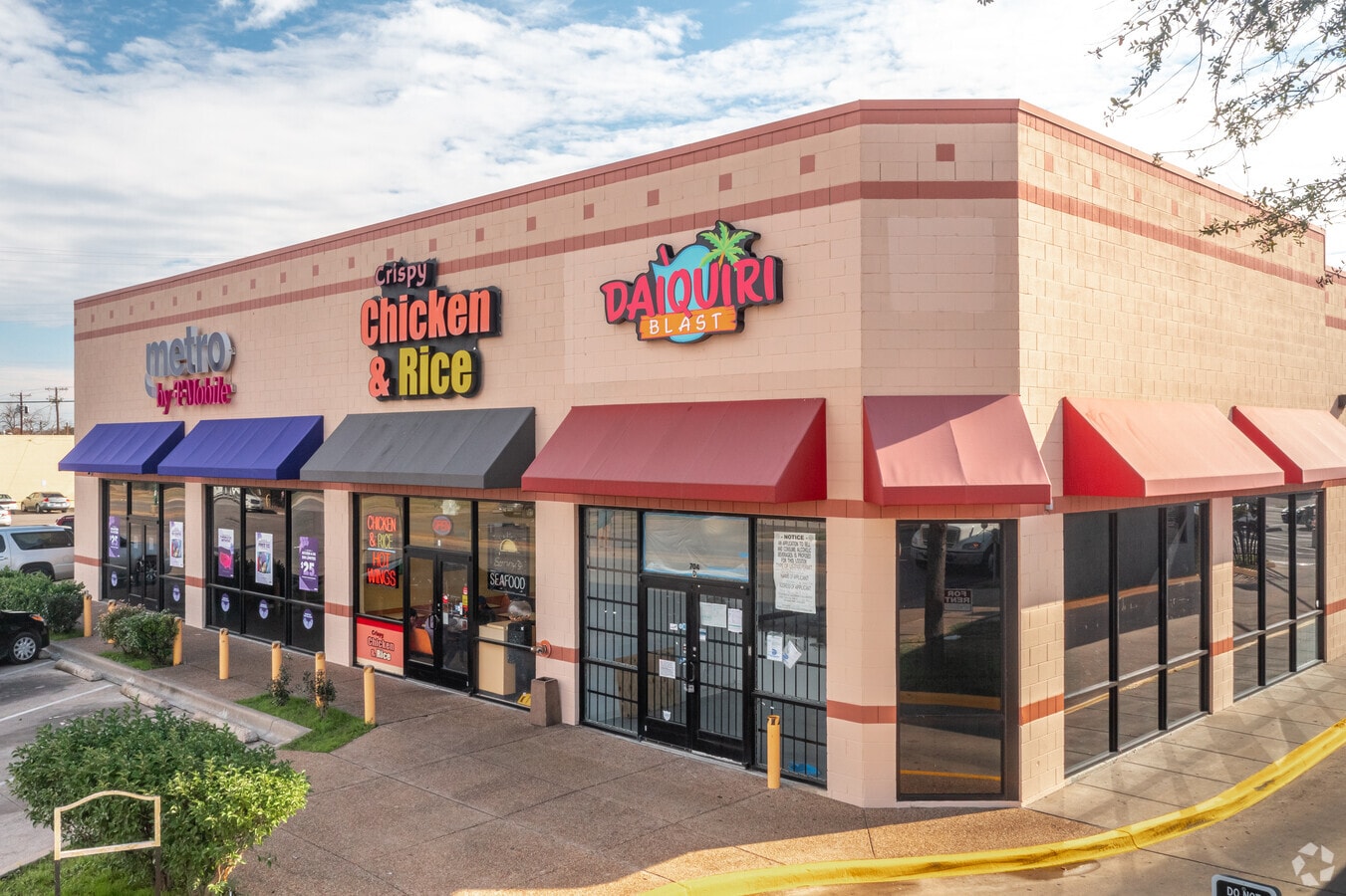 704 W Jefferson Blvd, Dallas, TX 75208