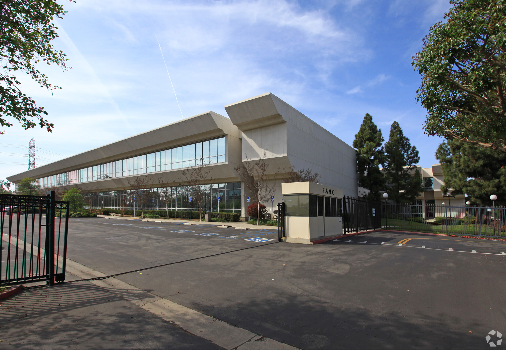 18455 S Figueroa St, Gardena, CA for lease Primary Photo- Image 1 of 6