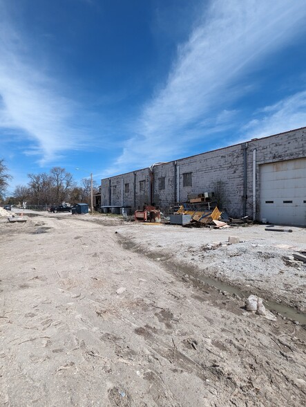 16030 Park Ave, Harvey, IL for sale - Building Photo - Image 3 of 6