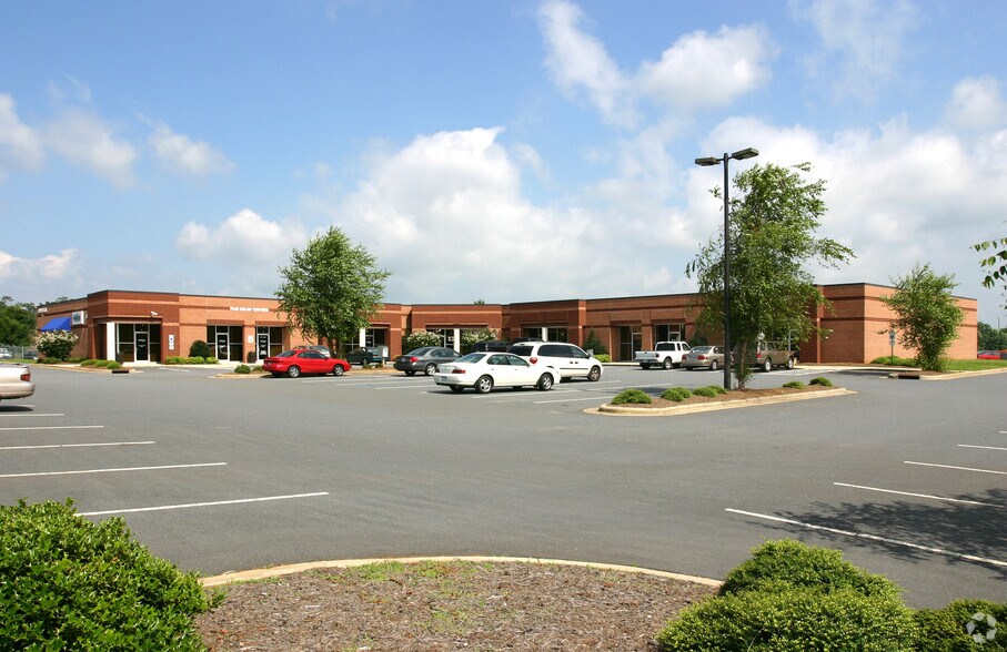 1224 SW Commerce St, Conover, NC for sale - Primary Photo - Image 1 of 1