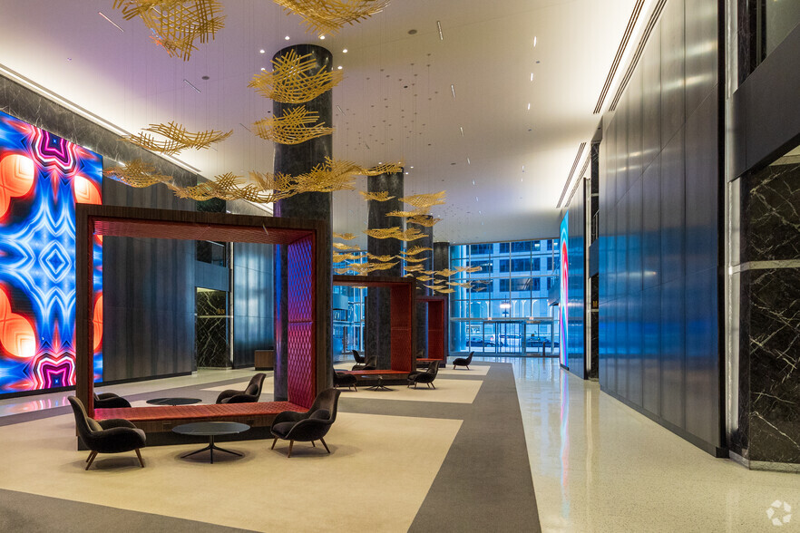 1 S Wacker Dr, Chicago, IL for lease - Lobby - Image 3 of 7