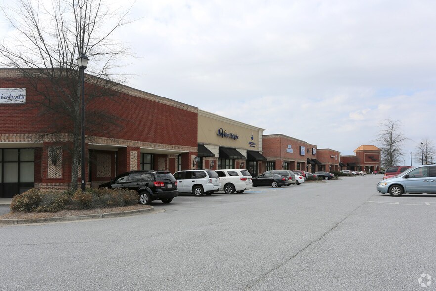 76 Highland Pavilion Ct, Hiram, GA for sale - Building Photo - Image 1 of 1