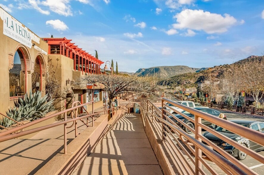 321 N State Route 89A, Sedona, AZ for sale - Primary Photo - Image 1 of 13