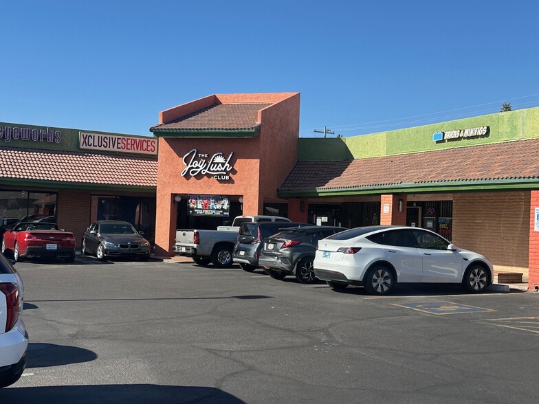 24 W Camelback Rd, Phoenix, AZ for lease - Building Photo - Image 2 of 13