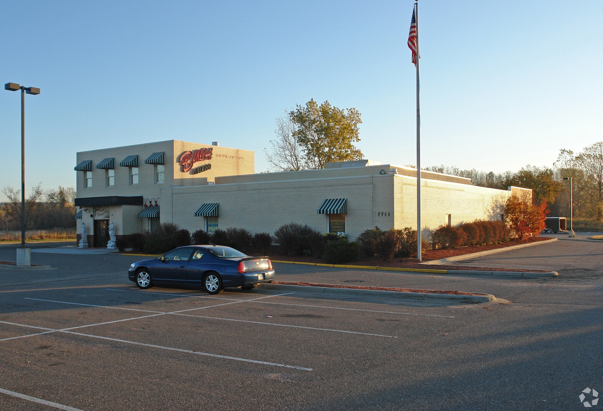 7711 Mitchell Rd, Eden Prairie, MN for sale Primary Photo- Image 1 of 1