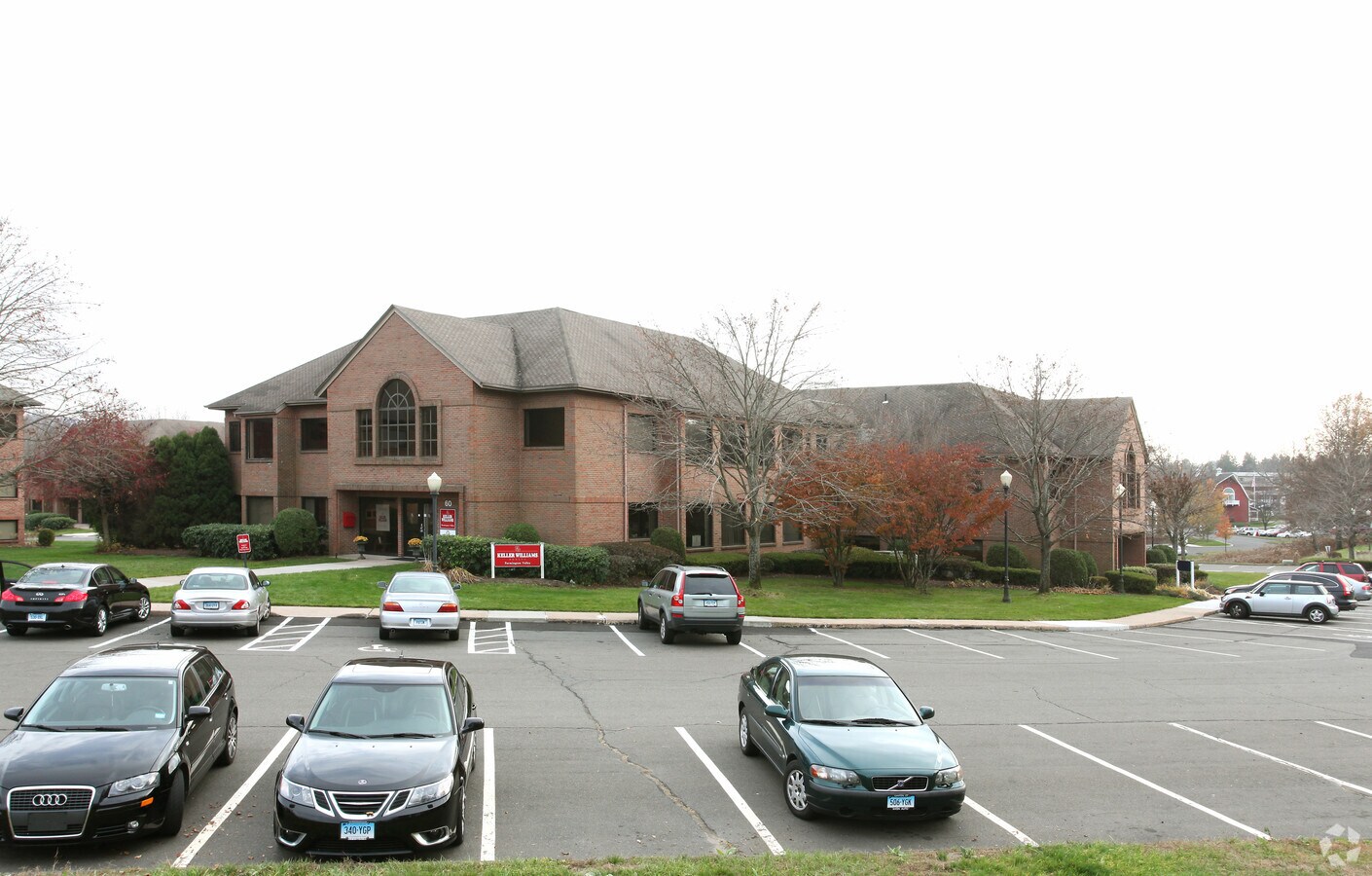 50 Avon Meadow Ln, Avon, CT 06001