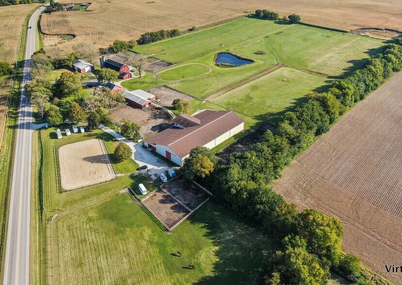 2280 Plainfield Rd, Oswego, IL 60543