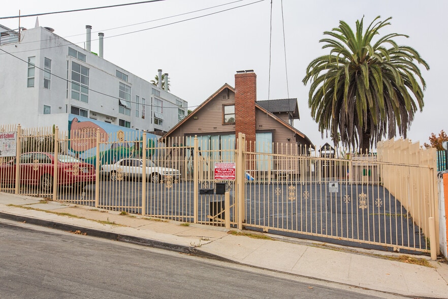 757 Pier Ave, Santa Monica, CA for sale - Building Photo - Image 1 of 41