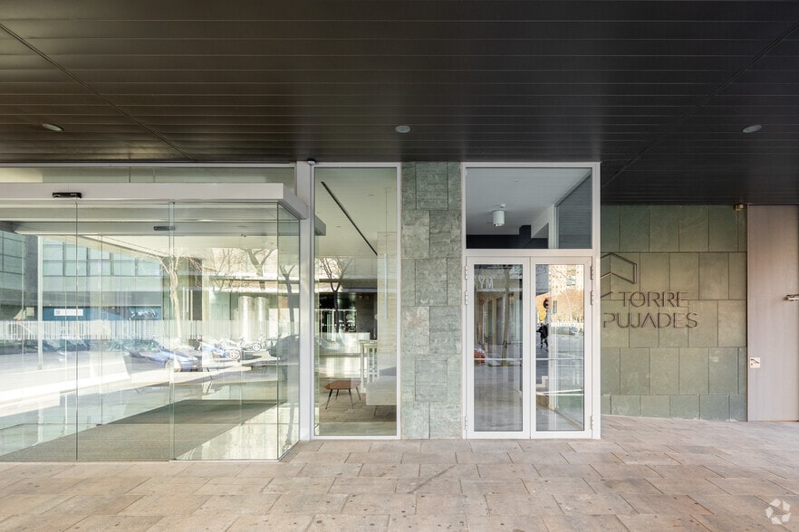 Carrer de Provençals, 41, Barcelona, Barcelona for lease - Building Photo - Image 3 of 4