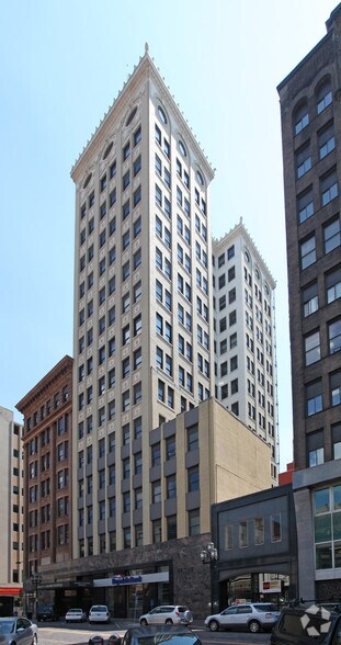 306 W Superior St, Duluth, MN for lease - Building Photo - Image 1 of 6