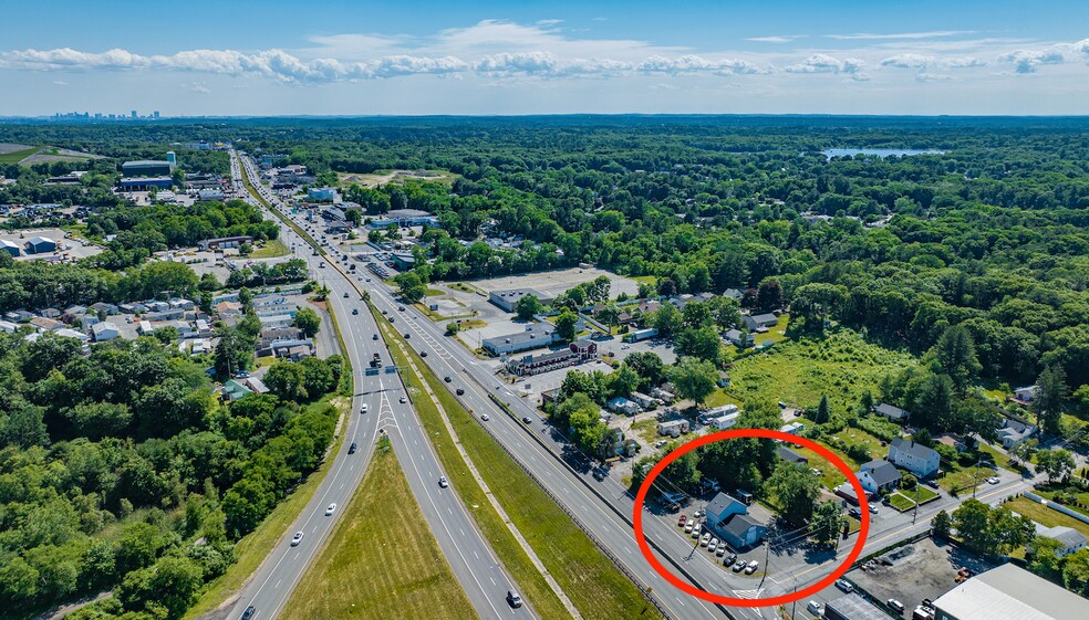 180 Newbury St, Peabody, MA 01960