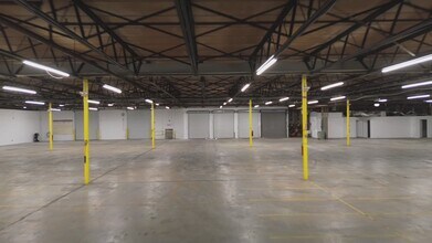 4700 Walgreen Rd, Jacksonville, FL for lease - Commercial Listing Video