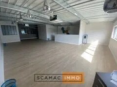 Industrial in Éguilles for lease - Interior Photo - Image 3 of 5