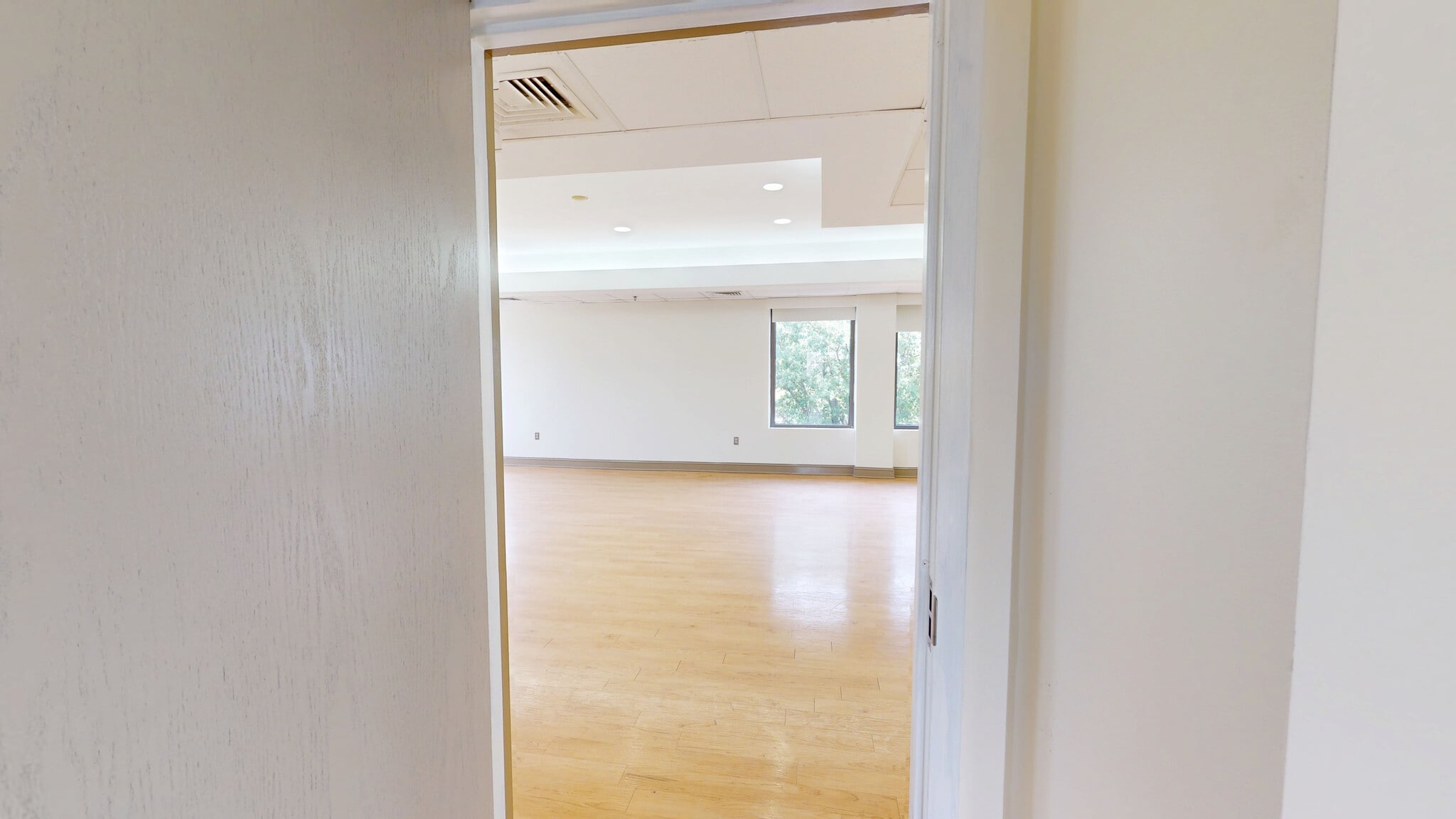7777 Leesburg Pike, Falls Church, VA for lease Interior Photo- Image 1 of 4