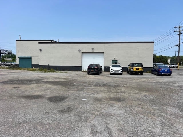 555 Orchard Park Rd, West Seneca, NY for lease - Building Photo - Image 1 of 7