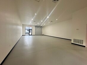 741 Tillman Pl, Plant City, FL for lease Interior Photo- Image 2 of 4