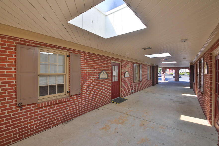 301 S Main St, Doylestown, PA for sale - Building Photo - Image 3 of 10