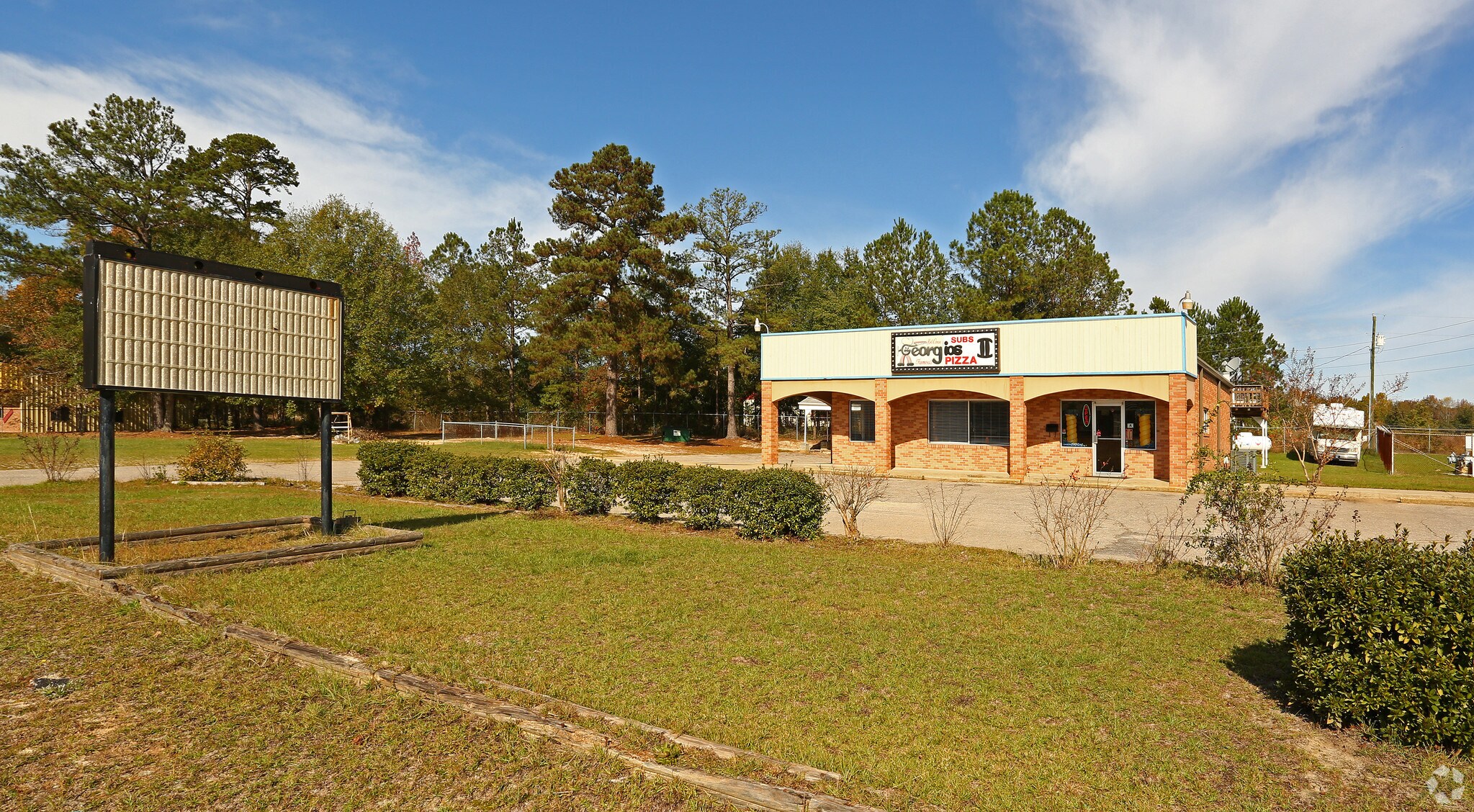 5500 Sycamore St, Shaw Afb, SC 29152