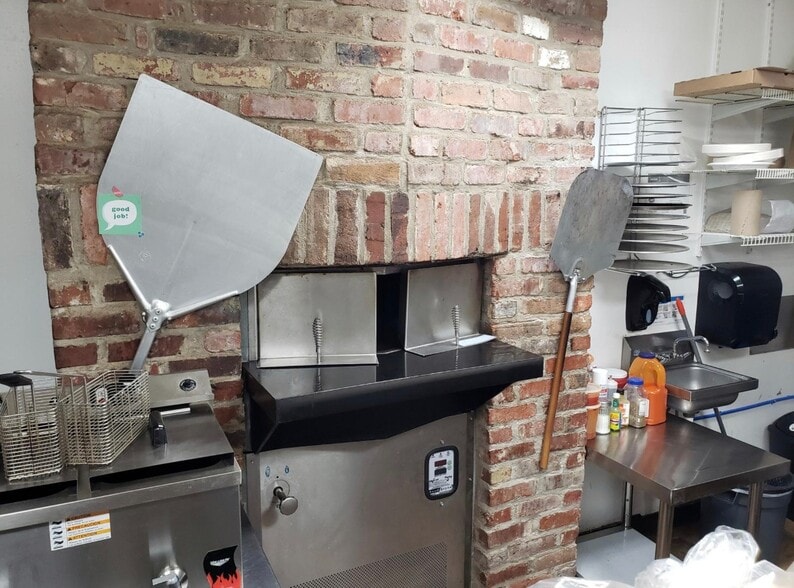 Portfolio of 4 Parcels portfolio of 4 properties for sale on LoopNet.com - Building Photo - Image 3 of 8