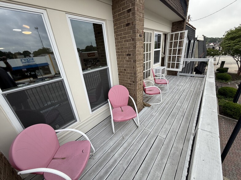 2323 Main St, Tucker, GA for lease - Building Photo - Image 3 of 12