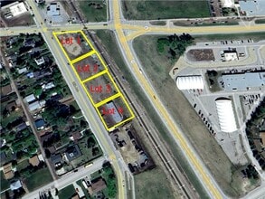 670 10th Ave, Carstairs, AB - AERIAL  map view - Image1