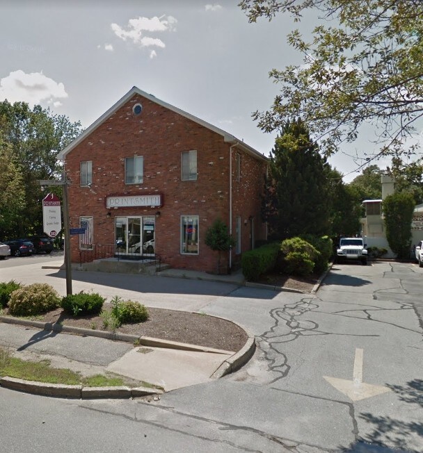 283 Chestnut St, Needham, MA 02492