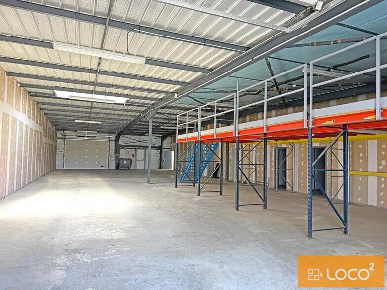 66 Allée Du Cers, Mondouzil for lease - Interior Photo - Image 2 of 15