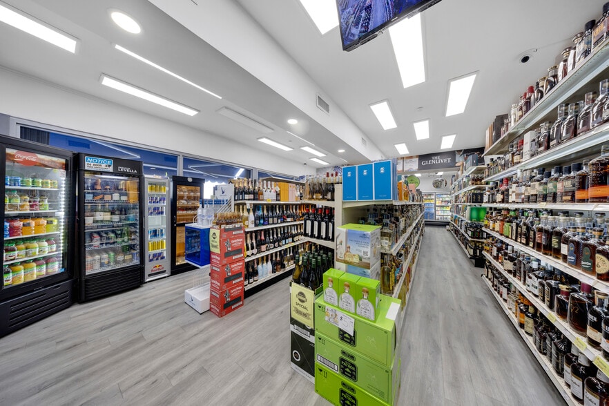 2597 SW 37th Ave, Miami, FL for sale - Building Photo - Image 1 of 50