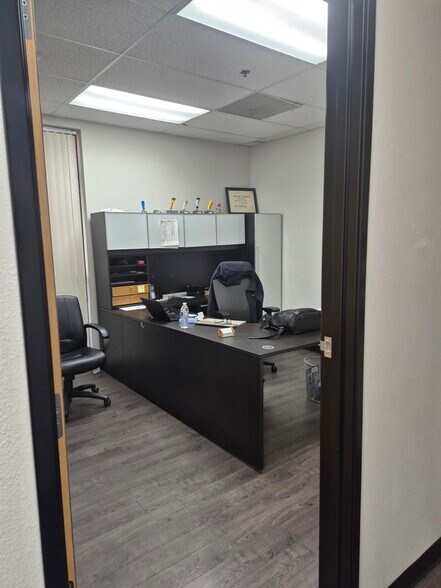 6675 Doolittle Ave, Riverside, CA for sale - Building Photo - Image 3 of 9