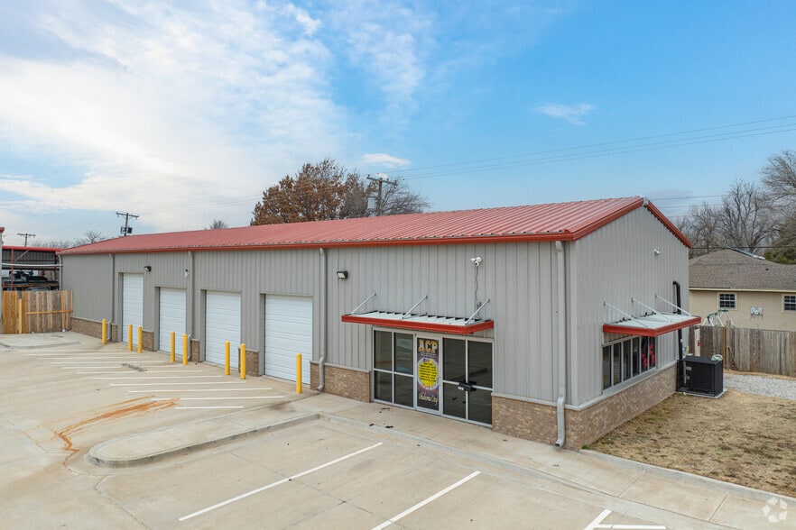 3205 SW 29th St, Oklahoma City, OK for sale - Building Photo - Image 3 of 9