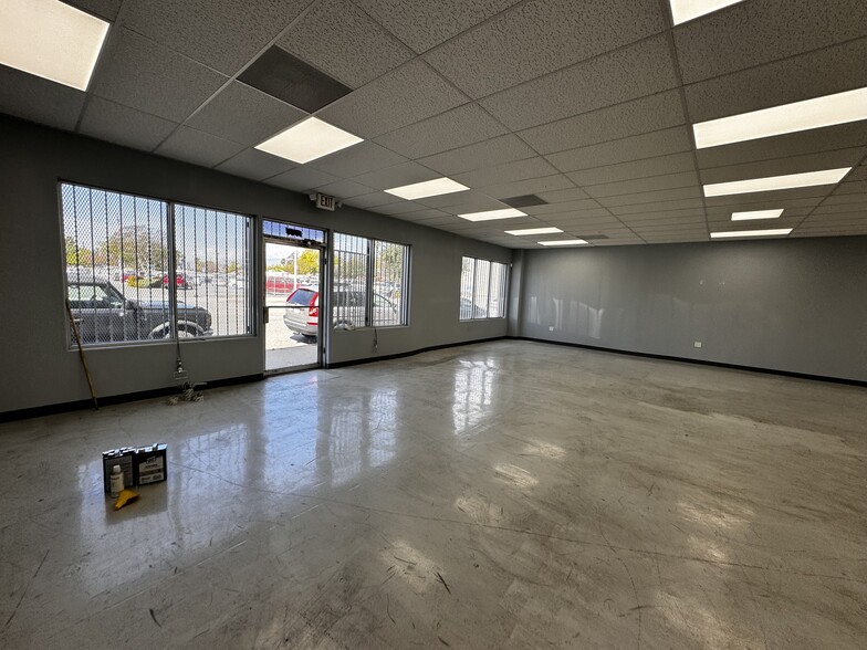 1233-1235 N E St, San Bernardino, CA for lease - Interior Photo - Image 3 of 19