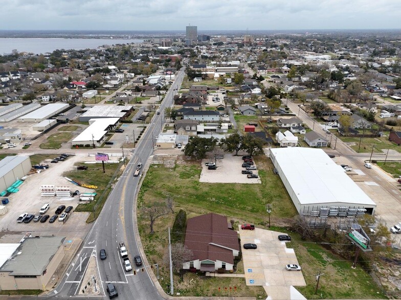 309 E Sallier St, Lake Charles, LA for sale - Building Photo - Image 3 of 24