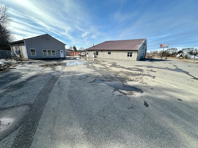 1670 Broadway, Bangor, ME for sale - Building Photo - Image 1 of 1