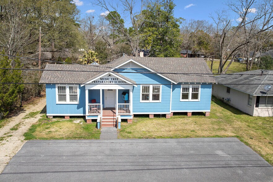 4833 Church St, Zachary, LA 70791