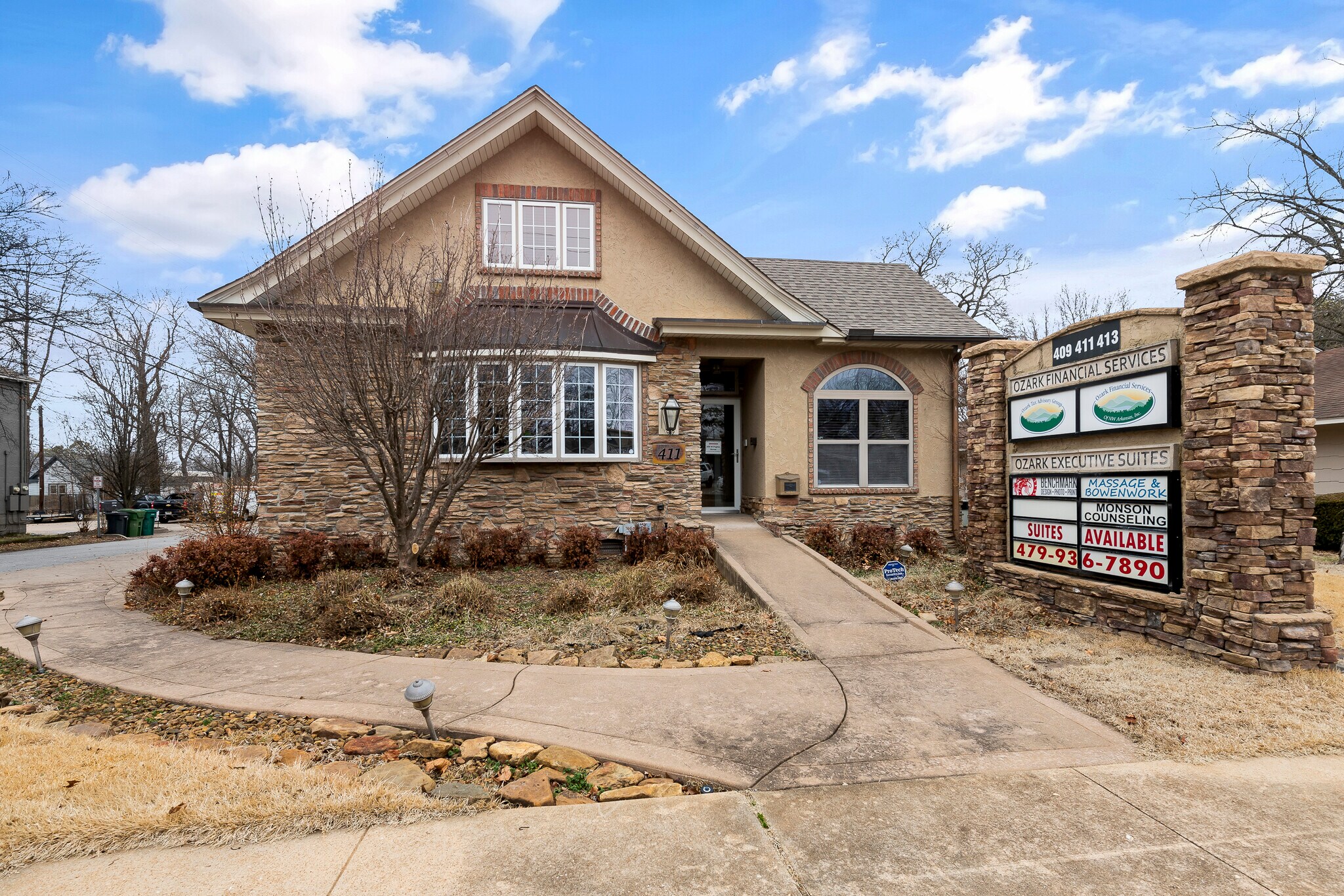 409 W Poplar St, Rogers, AR for lease Building Photo- Image 1 of 33