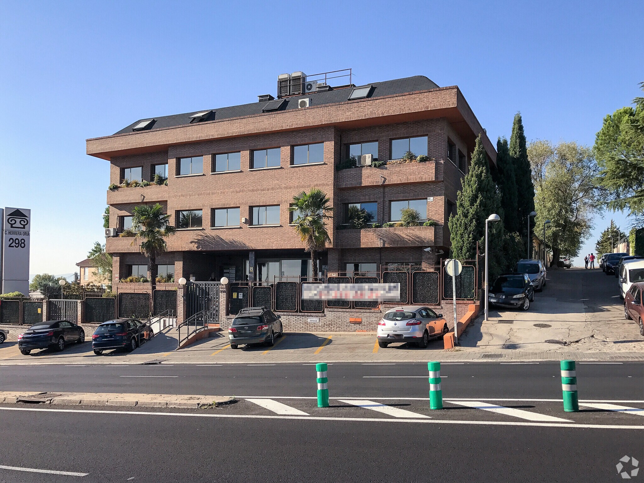 Avenida del Cardenal Herrera Oria, 298, Madrid, Madrid for sale Primary Photo- Image 1 of 1