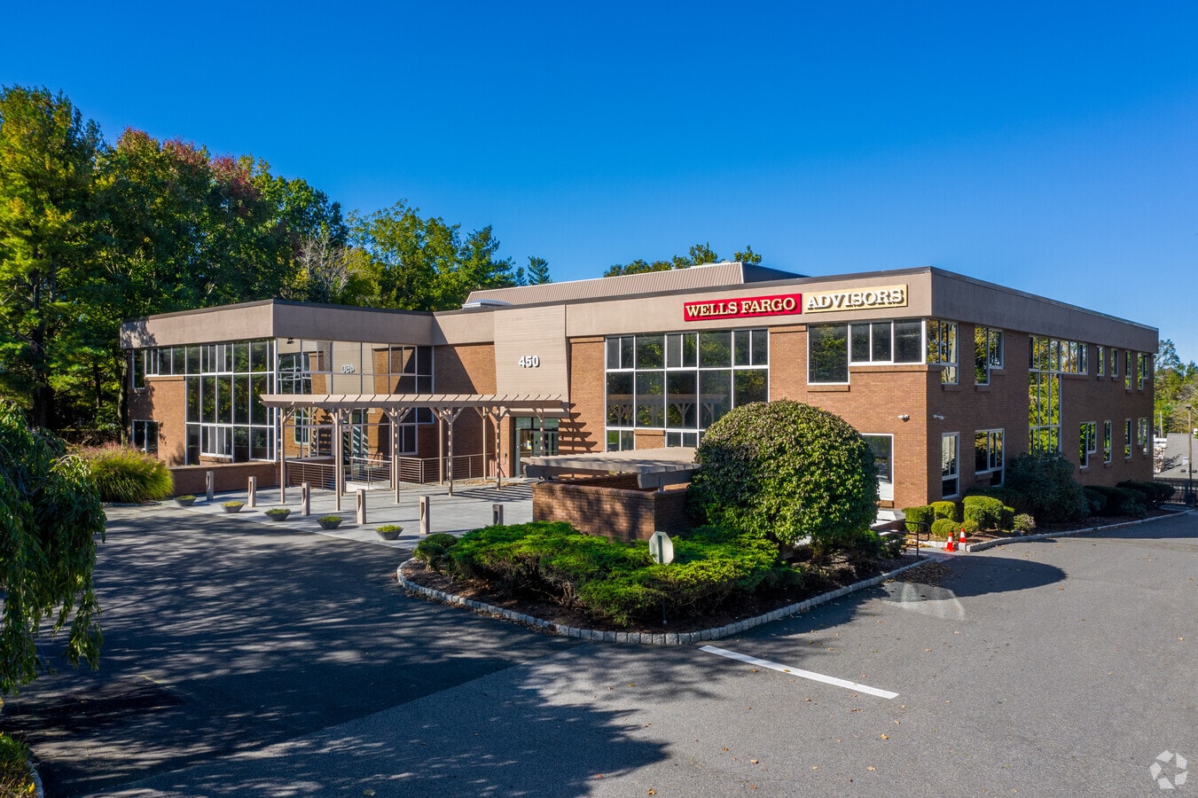 450 Post Rd E, Westport, CT 06880