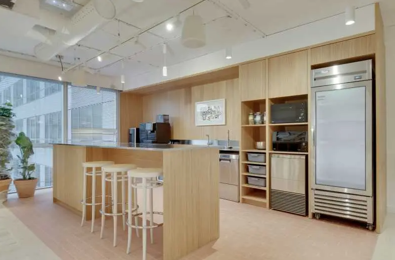 Coworking Space in Paris for lease - Interior Photo - Image 2 of 6